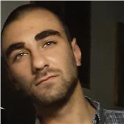 Madrelingua Inglese, vissuto in centro a Londra per 10 anni da bambino a ragazzo